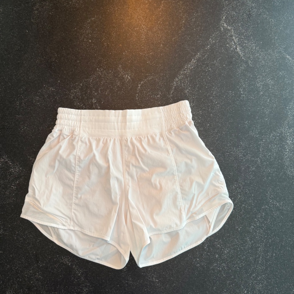 Athletic shorts - Picture 2 of 4